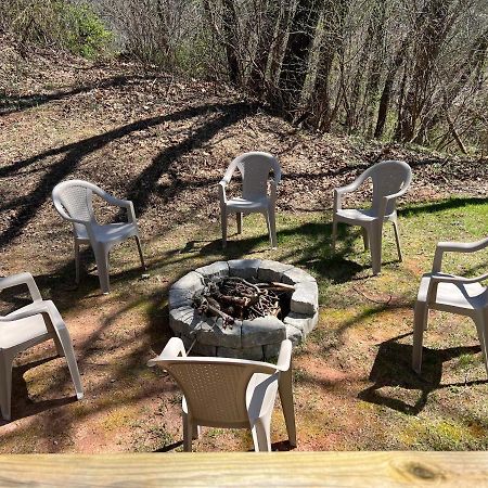 Serenity Views Comfort - Close To City & Parkway! Weaverville 外观 照片