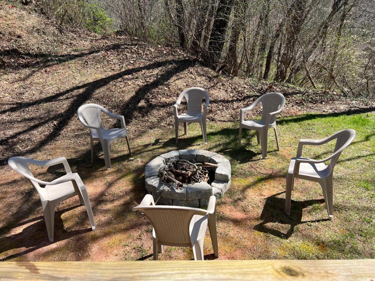 Serenity Views Comfort - Close To City & Parkway! Weaverville 外观 照片